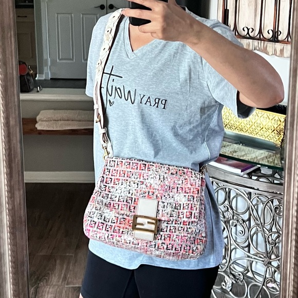 Louis Vuitton, Celine, Givenchi, fendi, marc jacobs limited edition bags sale - Picture 16 of 17